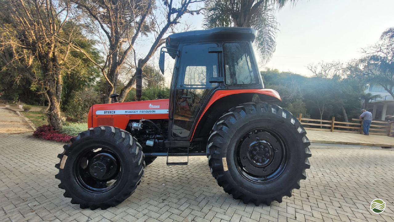 TRATOR MASSEY FERGUSON MF 283 Tração 4x4 Sul Norte - Mahindra PAPANDUVA SANTA CATARINA SC